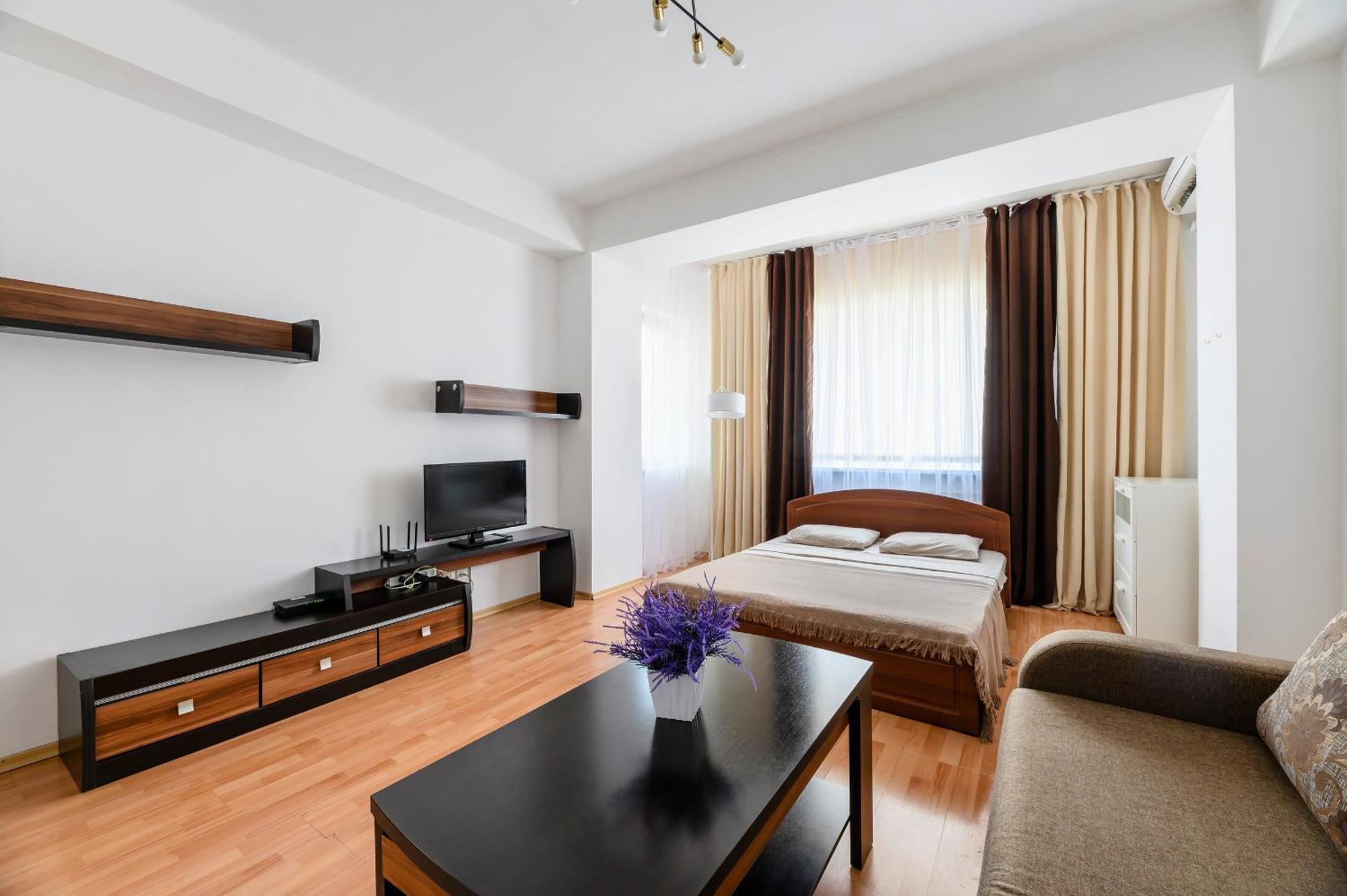 428 Lighthouse Apartments - Traveler'S Choice 알마티 외부 사진